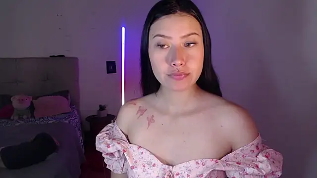 Emilyswan04 online show from 01.16.25