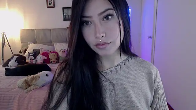 Emilyswan04 online show from 01.24.25