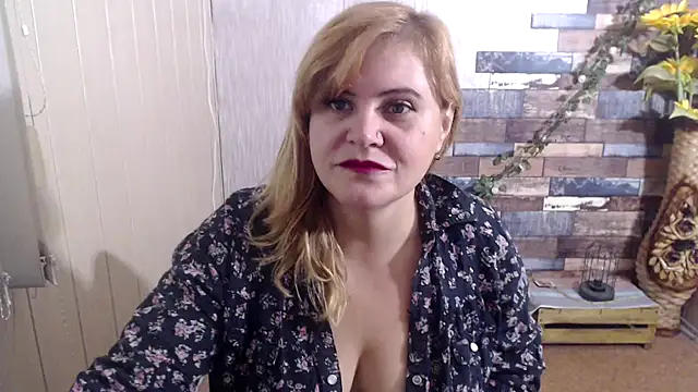 DaniellaKiss online show from 09.21.25