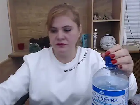 DaniellaKiss online show from 01.05.26