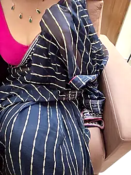 Snapshot of Roja-Telugu777 chatting on 03.11.26 Roja-Telugu777 online show from 03.11.26