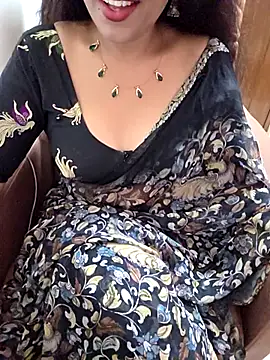 Snapshot of Roja-Telugu777 chatting on 04.13.26 Roja-Telugu777 online show from 04.13.26