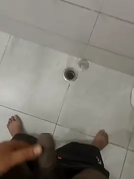 Gururonny07 online show from 10.30.25