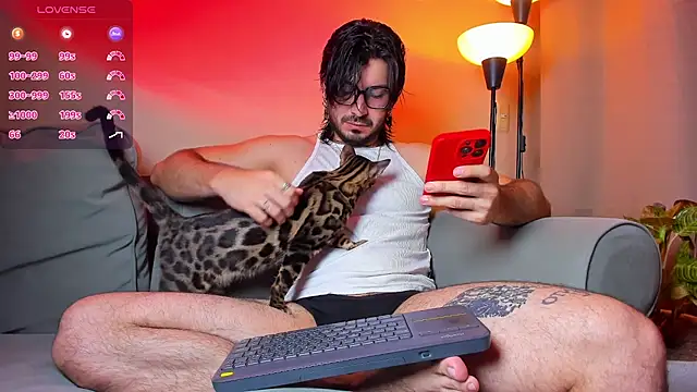 Ackerman Eren  online show from 10.09.25