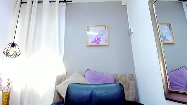 LenaRuiz  online show from 02.19.25