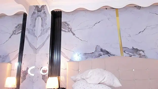 Princess Violett online show from 02.01.25