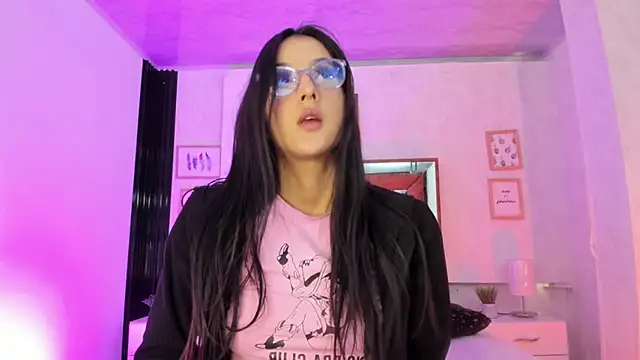 Princess Violett online show from 03.21.25