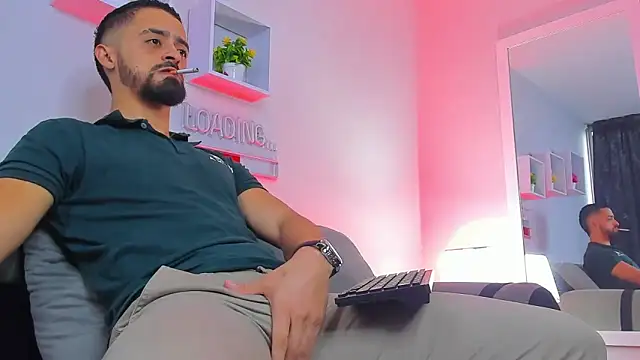 Snapshot of MAXIMUS_MASTE3 chatting on 02.21.26 MAXIMUS MASTE3 online show from 02.21.26