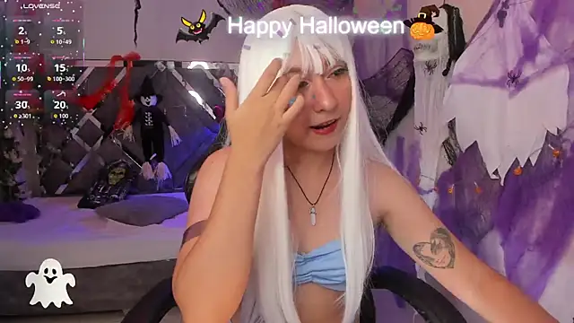 Snapshot of Nanachi_Cook chatting on 10.30.25 Nanachi Cook online show from 10.30.25