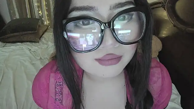 Snapshot of cutie_sakura chatting on 01.18.25 cutie sakura online show from 01.18.25