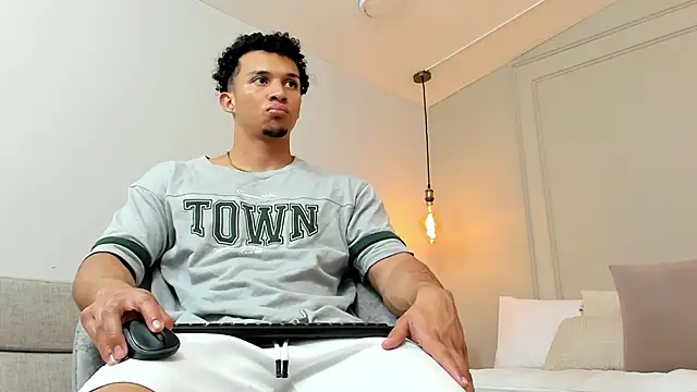 Dominick star online show from 01.30.25