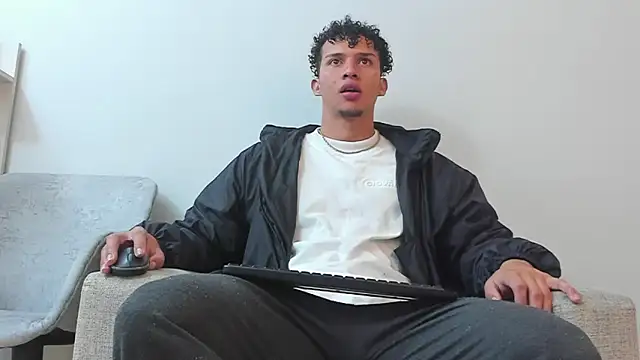 Dominick star online show from 03.19.25