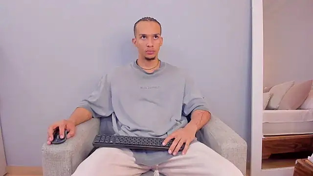 Dominick star online show from 11.13.25