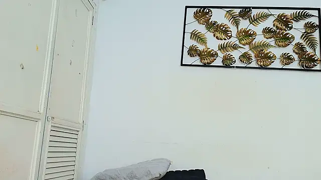 Snapshot of natalia_aguirre1 chatting on 09.14.25 natalia aguirre1 online show from 09.14.25