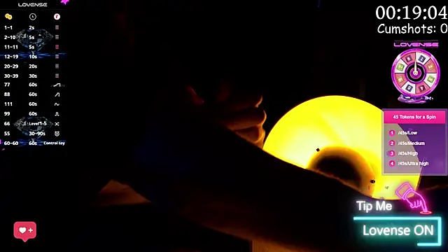 Snapshot of coupleofficial chatting on 02.23.25 coupleofficial online show from 02.23.25