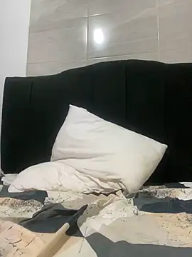 Snapshot of mysteriousgirl20 chatting on 04.15.26 mysteriousgirl20 online show from 04.15.26