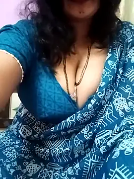 MONA DARLING31 online show from 03.04.26