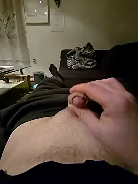 Titanhoott online show from 12.16.24