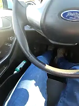 Titanhoott online show from 02.18.25