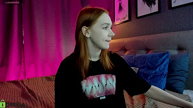 Lesi Moonie01 online show from 04.15.26