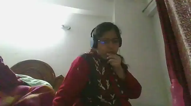 cutiecatty21 online show from 12.16.24