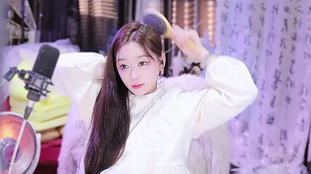 Missy Nana21 online show from 01.30.25