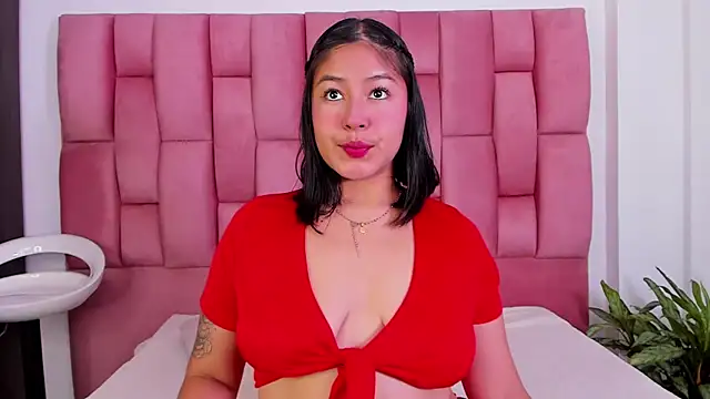 EmmaRossem online show from 01.12.25