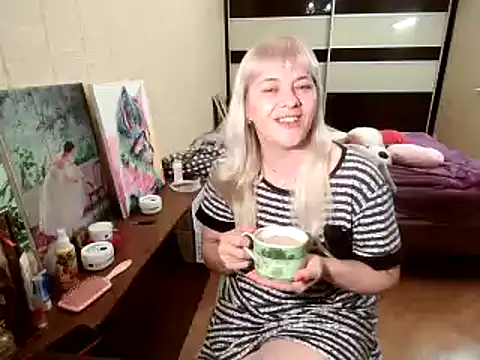 Lia Laguna77 online show from 09.12.25