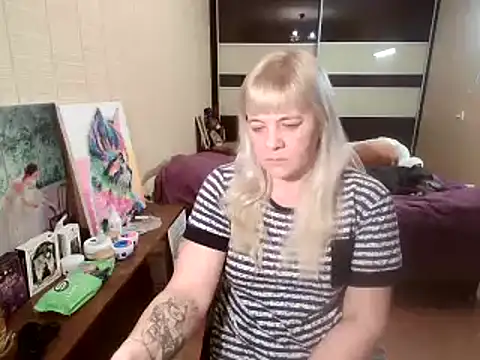 Lia Laguna77 online show from 11.19.25