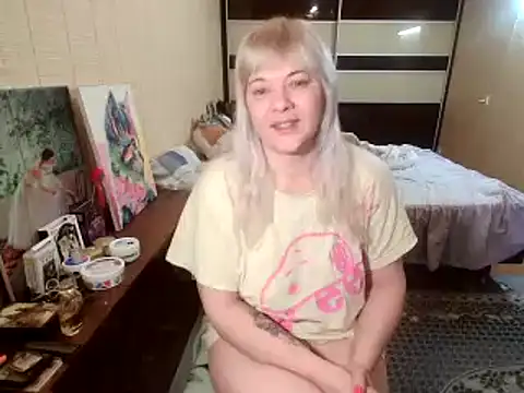 Snapshot of Lia_Laguna77 chatting on 04.07.26 Lia Laguna77 online show from 04.07.26