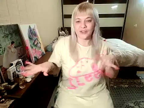 Snapshot of Lia_Laguna77 chatting on 04.08.26 Lia Laguna77 online show from 04.08.26