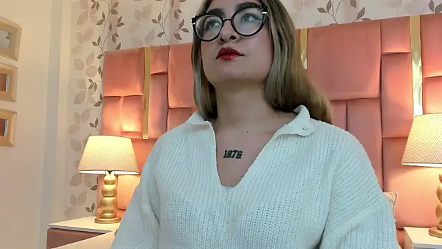 AmbarSantany online show from 01.06.26