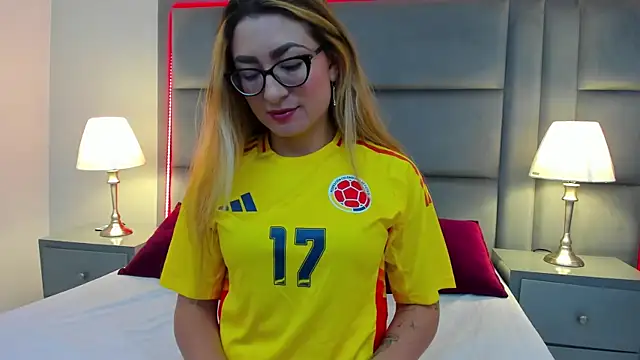 AmbarSantany online show from 03.26.26