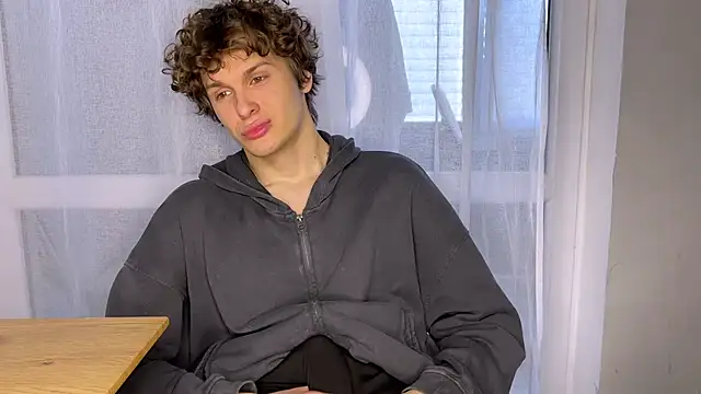 alyx garden online show from 03.19.26