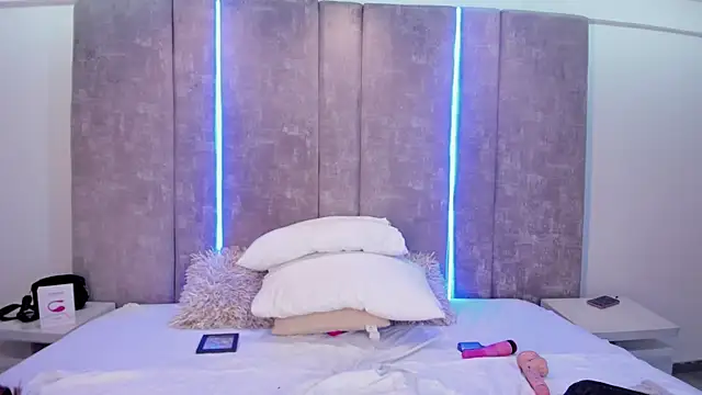 MaxiRogers online show from 02.11.25