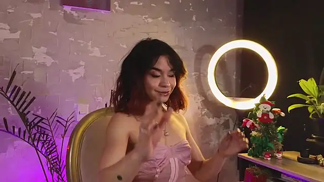 Snapshot of midas307k_ chatting on 11.30.25 midas307k online show from 11.30.25