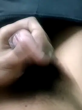 Snapshot of AloneDick chatting on 12.18.24 AloneDick online show from 12.18.24