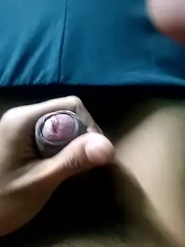 Snapshot of AloneDick chatting on 01.12.26 AloneDick online show from 01.12.26