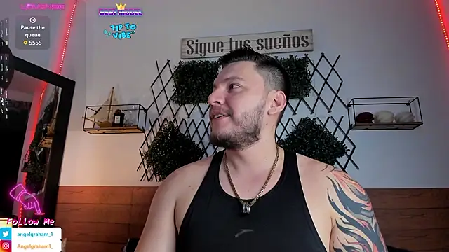 Snapshot of Angelgraham_1 chatting on 03.11.26 Angelgraham 1 online show from 03.11.26