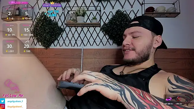 Snapshot of Angelgraham_1 chatting on 03.17.26 Angelgraham 1 online show from 03.17.26