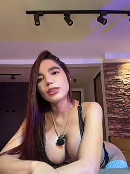 carolynnetrujillo online show from 05.18.26