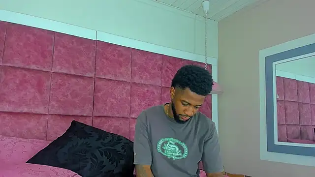 Drake Nassir4 online show from 12.29.24