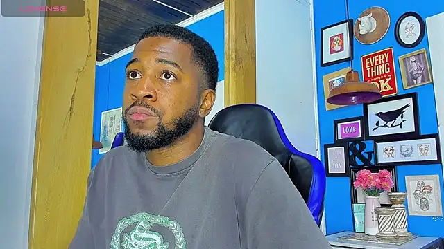 Drake Nassir4 online show from 10.08.25