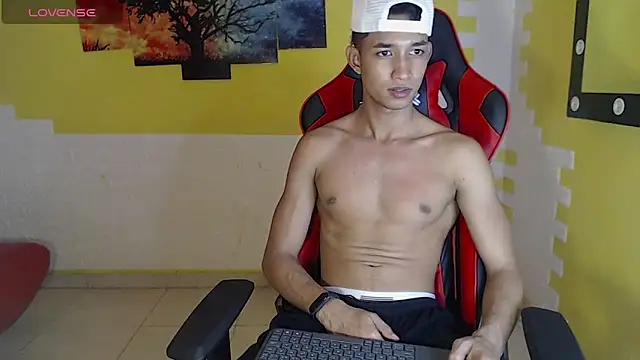 jose sexycumm online show from 12.09.24