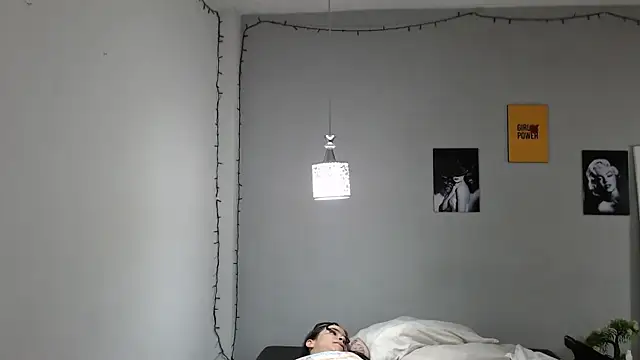 Kimandyuk online show from 01.13.25