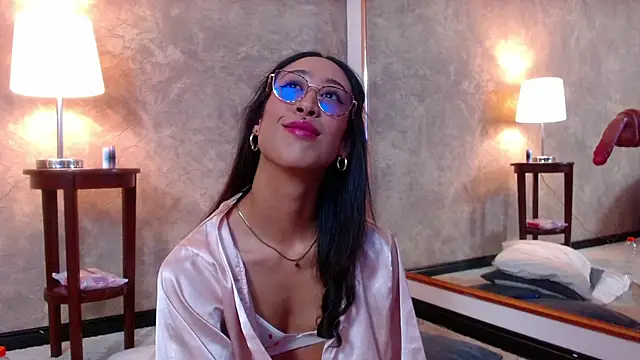 GabyPetit online show from 01.23.25