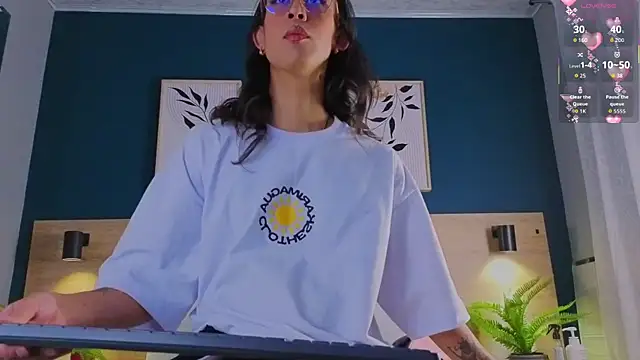 GabyPetit online show from 09.25.25