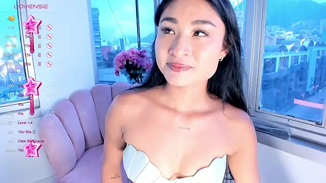 Megan Lim online show from 01.08.25