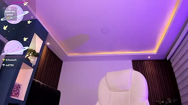 Lucy Smith2 online show from 12.15.24