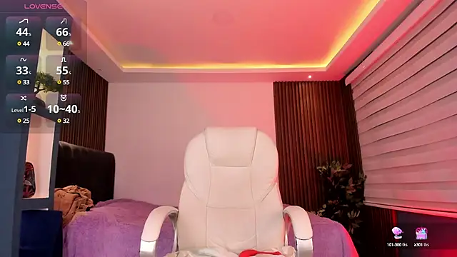 Lucy Smith2 online show from 12.30.24